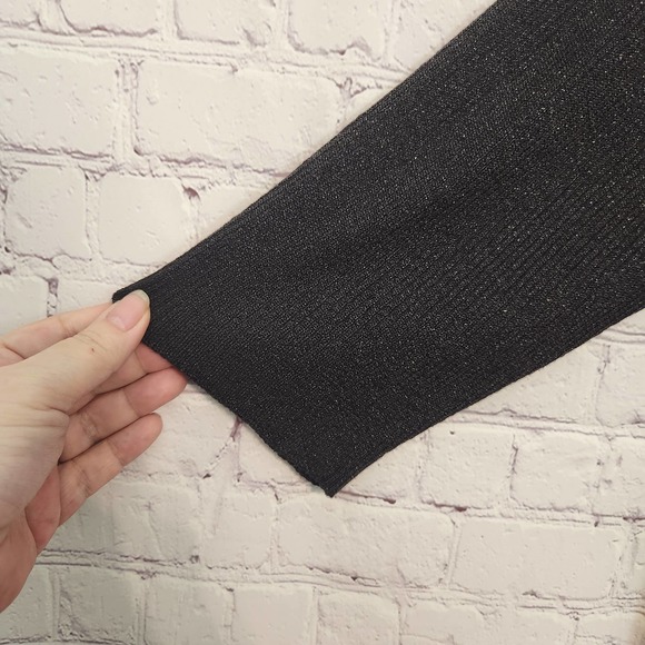 Lane Bryant Women's Black Metallic Sweater V-neck Shark-bite hem Tunic 18/20W - Picture 4 of 6